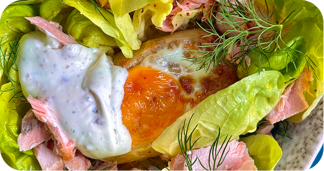 Œuf cocotte, SAUMON CRÈME ACIDULÉE
